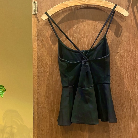 Little black button tank 🦋 - Picture 3 of 3